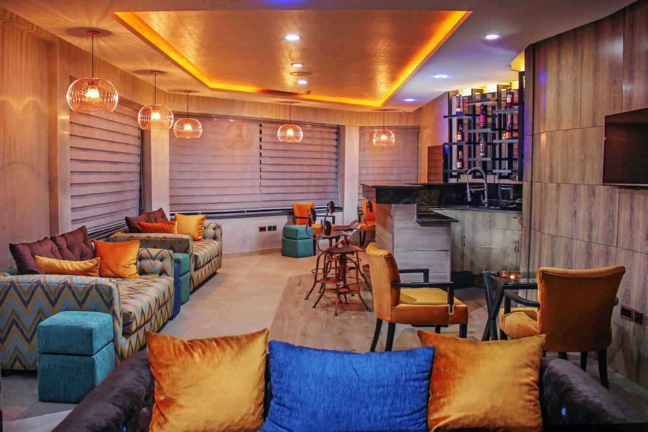 Joshesther Olive Hotel Ikeja Exterior foto